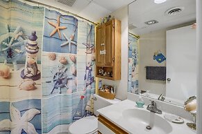 Harbour Island 204m 2 Bedroom Condo by RedAwning