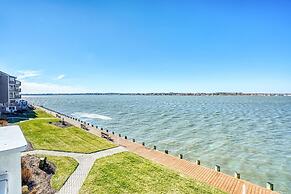 Harbour Island 204m 2 Bedroom Condo by RedAwning