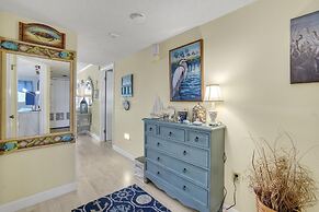 Harbour Island 204m 2 Bedroom Condo by RedAwning