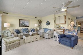 Harbour Island 204m 2 Bedroom Condo by RedAwning