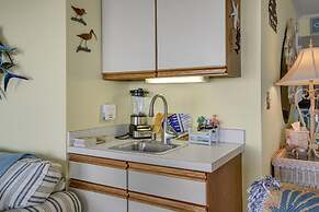 Harbour Island 204m 2 Bedroom Condo by RedAwning