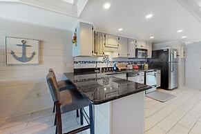 Pilot House 5 4 Bedroom Townhouse by RedAwning