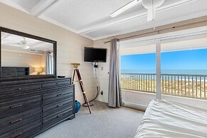 Pilot House 5 4 Bedroom Townhouse by RedAwning