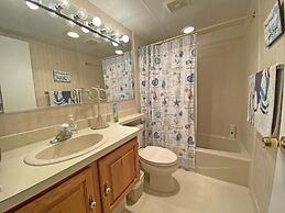 Sungate 401 3 Bedroom Condo by RedAwning