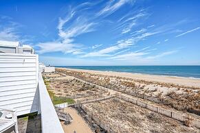 Beachcrest 17 1 Bedroom Condo by RedAwning