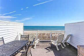 Beachcrest 17 1 Bedroom Condo by RedAwning