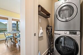 Coastal Chic Cabin 3 Bedroom Home by Redawning