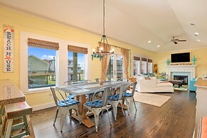 Coastal Chic Cabin 3 Bedroom Home by Redawning