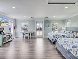 Coast Oaks Cottage 5 1 Bedroom Cottage by RedAwning