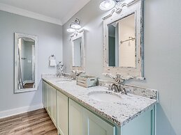 Coast Oaks Cottage 5 1 Bedroom Cottage by RedAwning