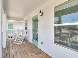 Coast Oaks Cottage 5 1 Bedroom Cottage by RedAwning
