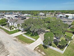 Coast Oaks Cottage 5 1 Bedroom Cottage by RedAwning