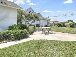 Coast Oaks Cottage 5 1 Bedroom Cottage by RedAwning