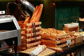 L’HÔTEL du LAC Hanoi