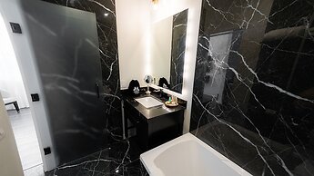 Mount Alverno Luxury Resorts