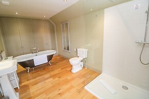 Bodmin Country House