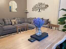 City Lights Apartments