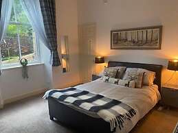 City Lights Apartments