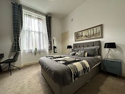 City Lights Apartments