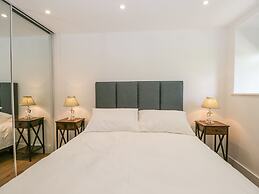 Bank Hurst Coach House