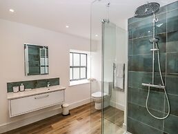 Bank Hurst Coach House