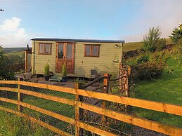 The Herdsman Luxury Shepherds Hut