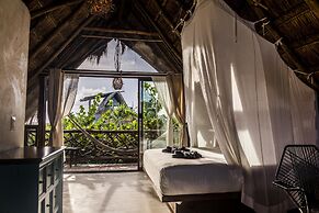 Hidden Treehouse Tulum EcoHotel