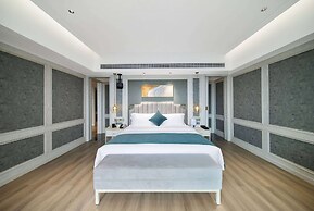 Howard Johnson by Wyndham Lake Serenity Hot Springs Xichang