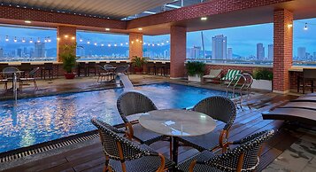 Record Hotel