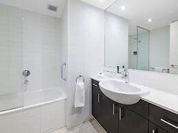 Brady Apartment Hotel Flinders Street