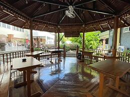 Prince Hotel Chiang Mai