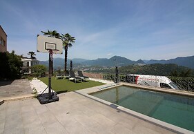 Ca' Balmelli With Shared Pool