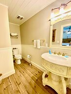 Coast Oaks Cottage 3 1 Bedroom Cottage by RedAwning