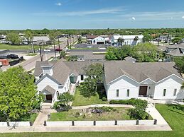 Coast Oaks Cottage 3 1 Bedroom Cottage by RedAwning