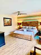 Coast Oaks Cottage 6 1 Bedroom Cottage by RedAwning