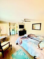 Coast Oaks Cottage 6 1 Bedroom Cottage by RedAwning