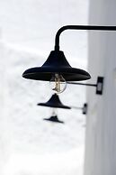 Acave Santorini Suites