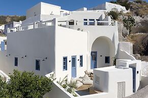 Acave Santorini Suites