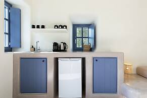 Acave Santorini Suites