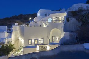 Acave Santorini Suites