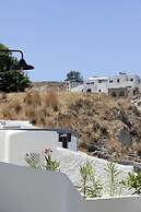 Acave Santorini Suites