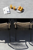 Acave Santorini Suites