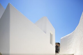 Acave Santorini Suites