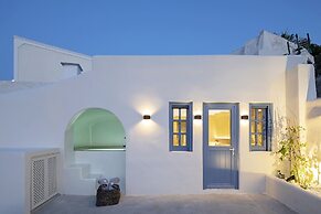 Acave Santorini Suites