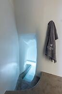 Acave Santorini Suites