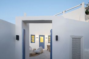 Acave Santorini Suites