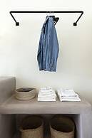 Acave Santorini Suites