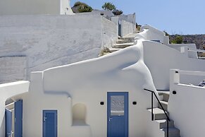 Acave Santorini Suites