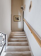 Luxury Modern House, Just 1 min Walk to the Beach