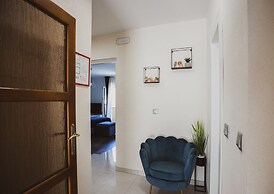 Luxury Modern House, Just 1 min Walk to the Beach